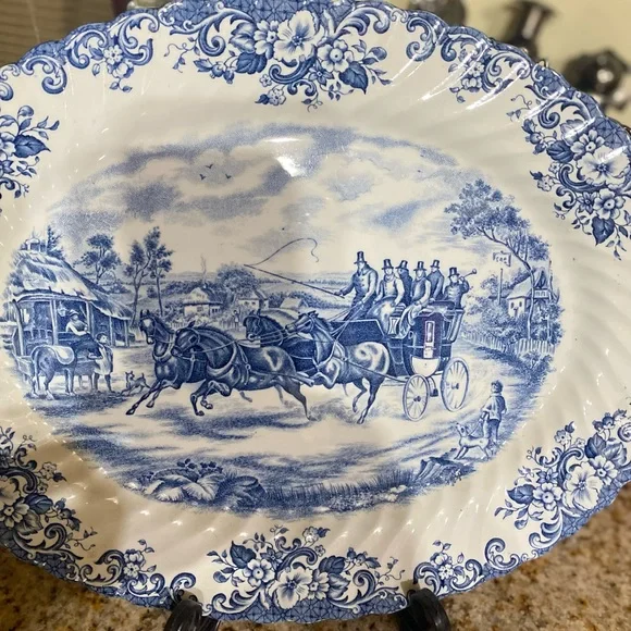Handmade Johnson Bros Blue Coaching Scenes platter - Picture 7 of 8